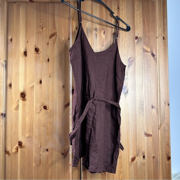 Vitamin A Linen Gigi Romper Women’s Small Brown Sleeveless Resortwear Travel - Picture 7 of 9